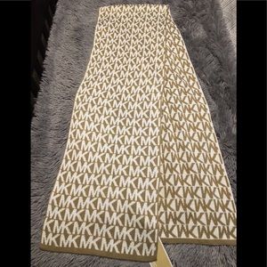 Michael Kors signature scarf!